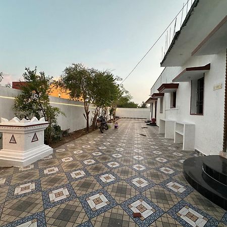 Tiruvannāmalai Arunachala Sashwin Guest House מראה חיצוני תמונה