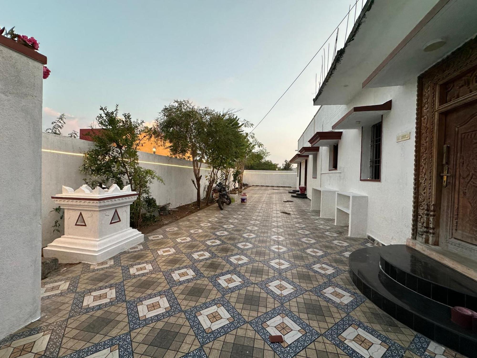 Tiruvannāmalai Arunachala Sashwin Guest House מראה חיצוני תמונה