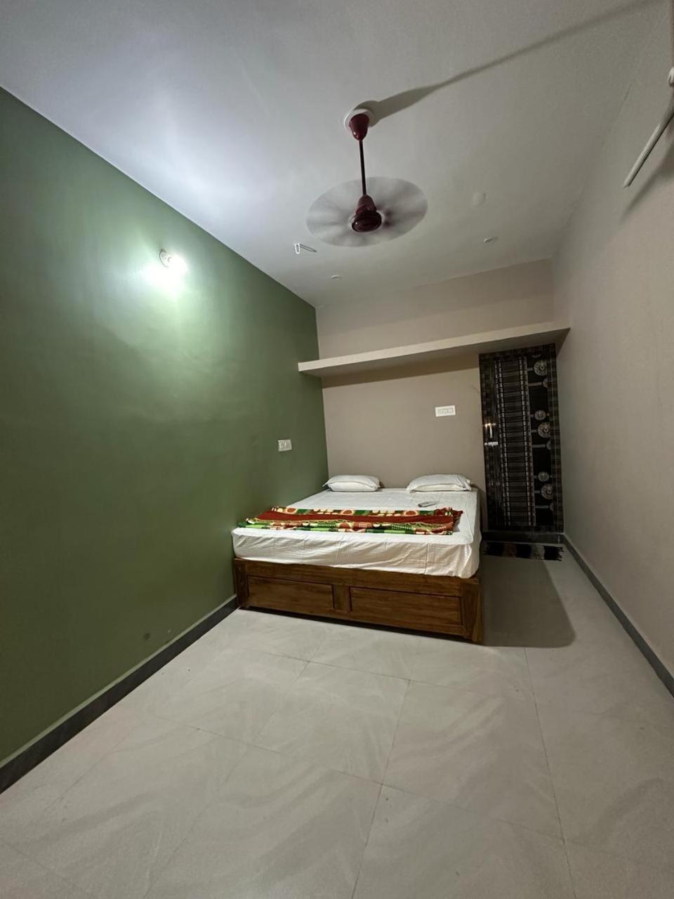 Tiruvannāmalai Arunachala Sashwin Guest House מראה חיצוני תמונה